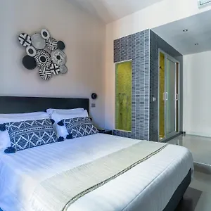 Moai Bed & Breakfast